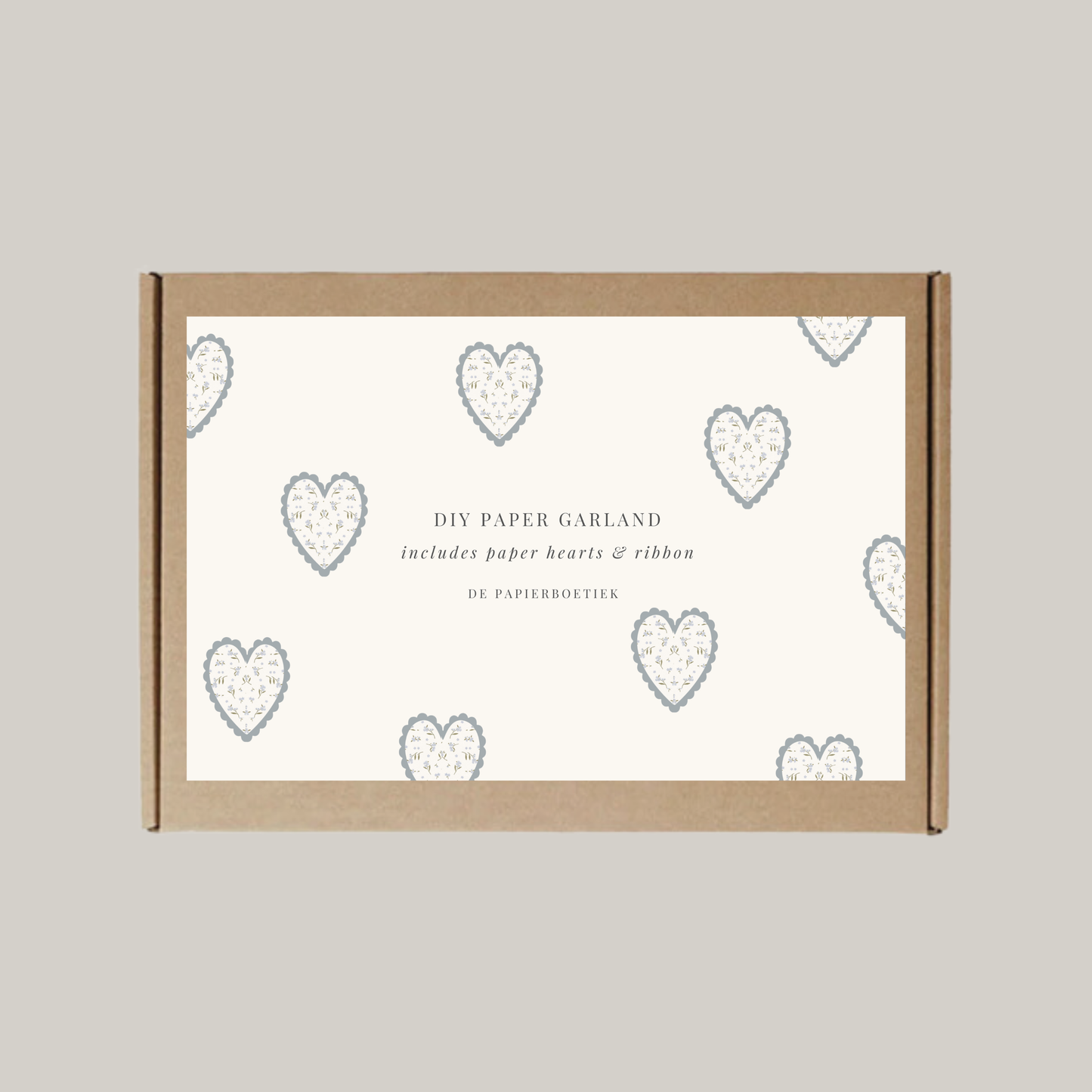 Slinger van hartjes | a heart shaped garland